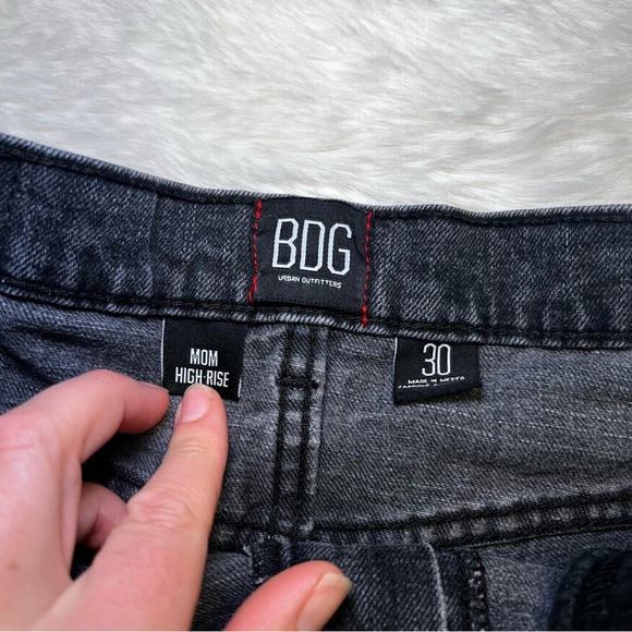 BDG faded black Mom hi-rise cutoff jean shorts - Picture 2 of 4